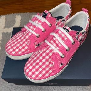 New Vineyard Vines Sperry girls size 10